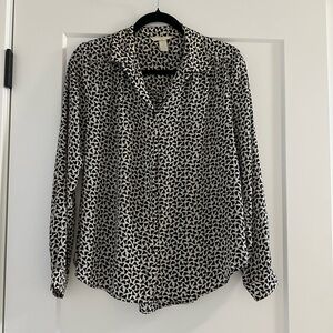 H&M Black and White Geometric Button Down Shirt